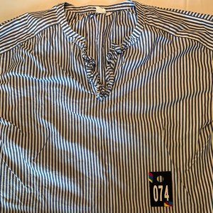 GAP V-Neck Ruffle Blouse Sz. L Blue Striped 074
